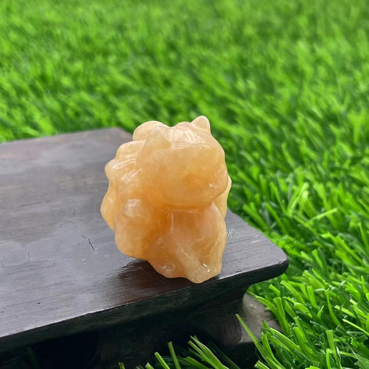 Décoration en pierre précieuse de renard à neuf queues en pierre naturelle Olivenorma de 3 cm