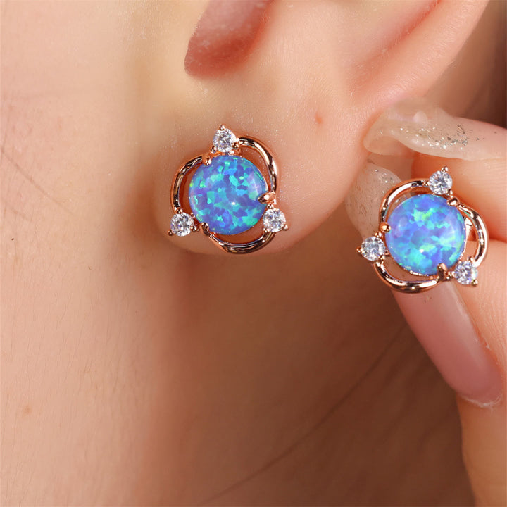 Boucles d'oreilles à tige rondes en zircon blanc et opale Olivenorma