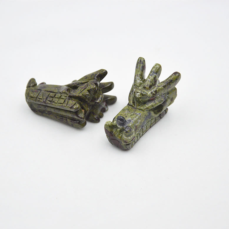 Décoration en pierres précieuses en forme de tête de dragon en cristal Olivenorma