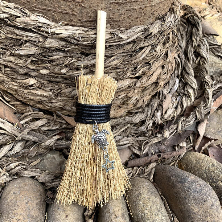 Mini balai décoratif en cristal fait main Olivenorma