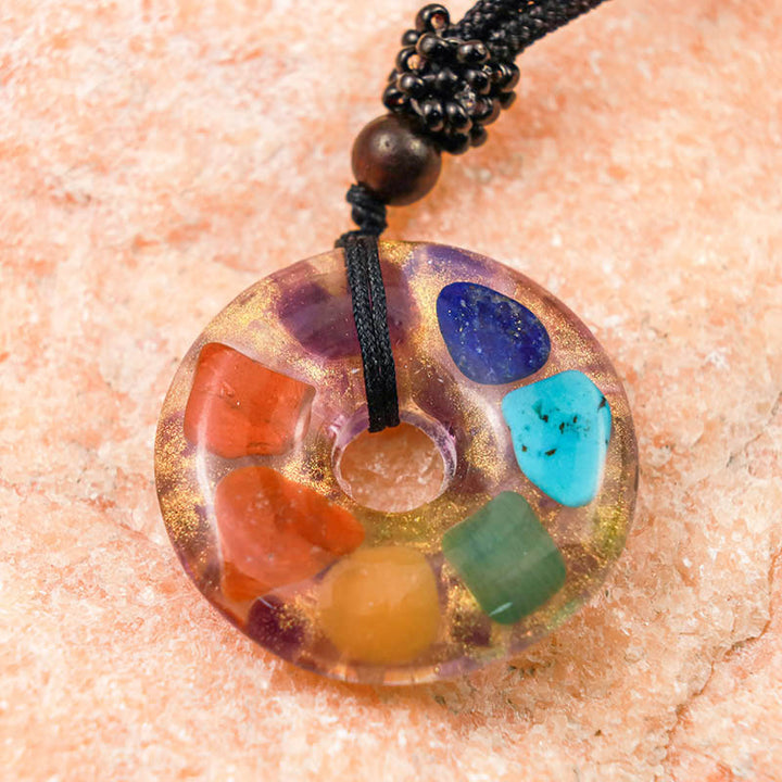 Pyramide d'orgone de protection naturelle des chakras