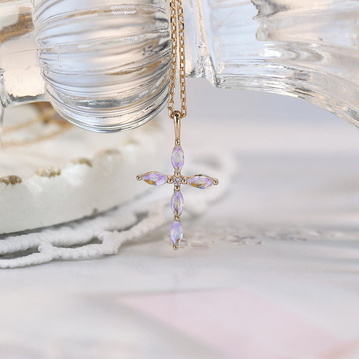 Collier pendentif croix en pierre de lune artificielle en opale Olivenorma
