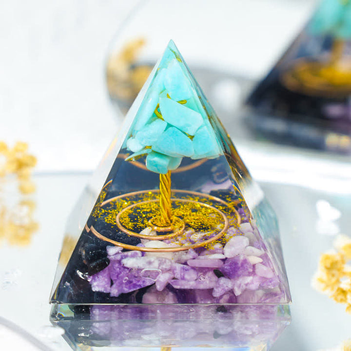 Pyramide d'orgone de l'arbre de vie en calcédoine bleue Olivenorma