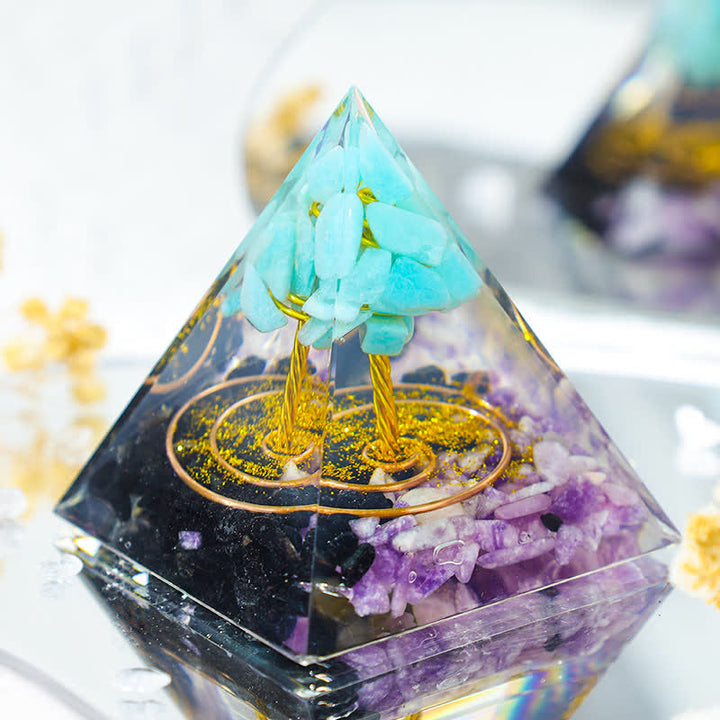 Pyramide d'orgone de l'arbre de vie en calcédoine bleue Olivenorma