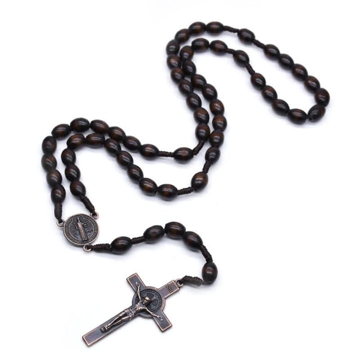 Collier chapelet en bois avec croix vintage tricotée Olivenorma