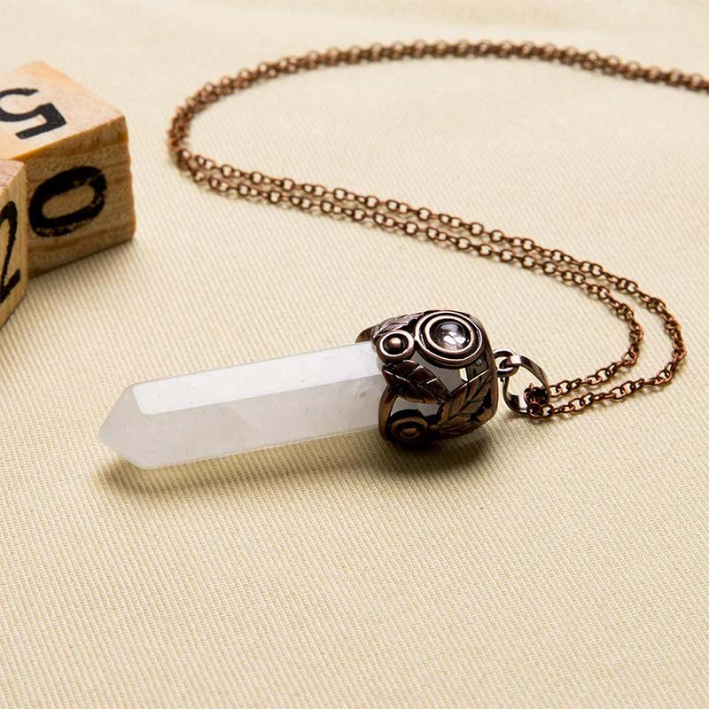 Collier hexagonal en cristal naturel Olivenorma