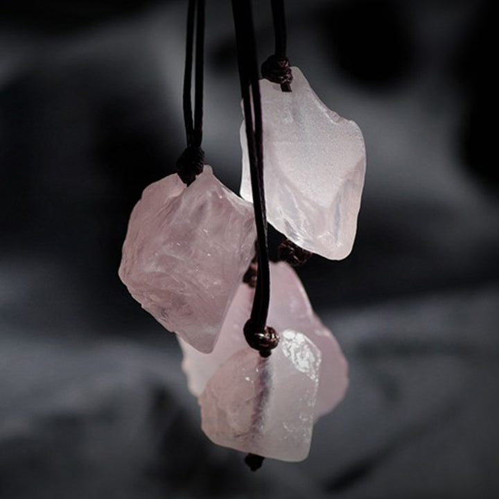 Collier en pierre précieuse de quartz rose naturel
