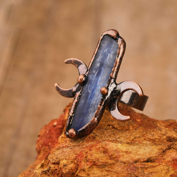Bague ajustable de guérison à double lune en cyanite Olivenorma