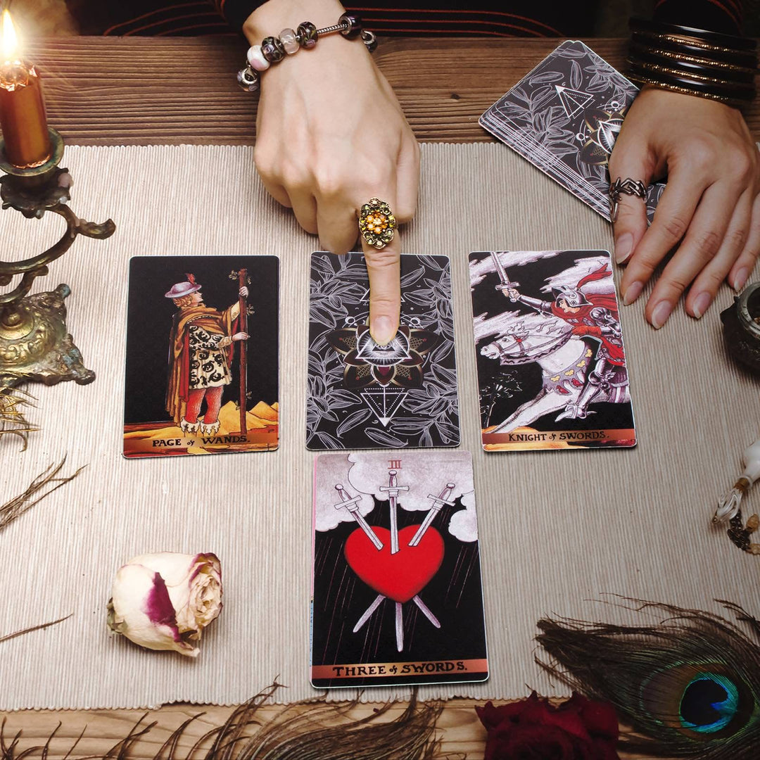 Cartes du jeu de tarot Olivenorma Black Triangle Evil Eye