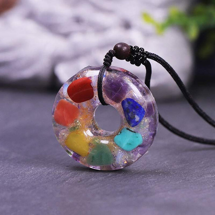 Pyramide d'orgone de protection naturelle des chakras