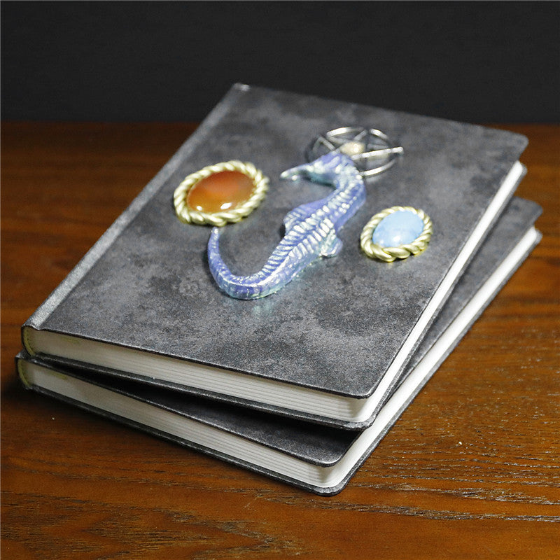Carnet décoratif à motif hippocampe turquoise et agate rouge Olivenorma
