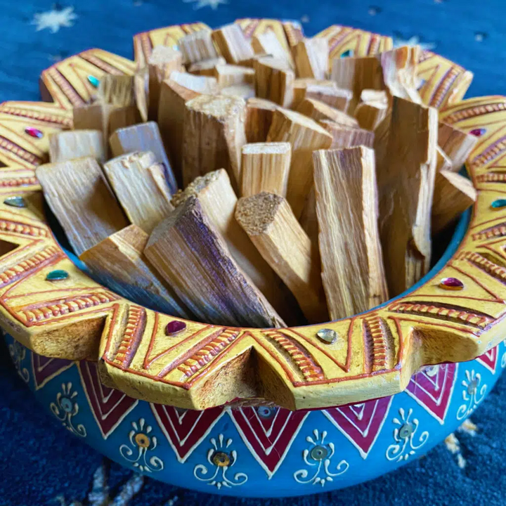 Bâton sacré de méditation purifiante en cristal d'aromathérapie Palo Santo Olivenorma