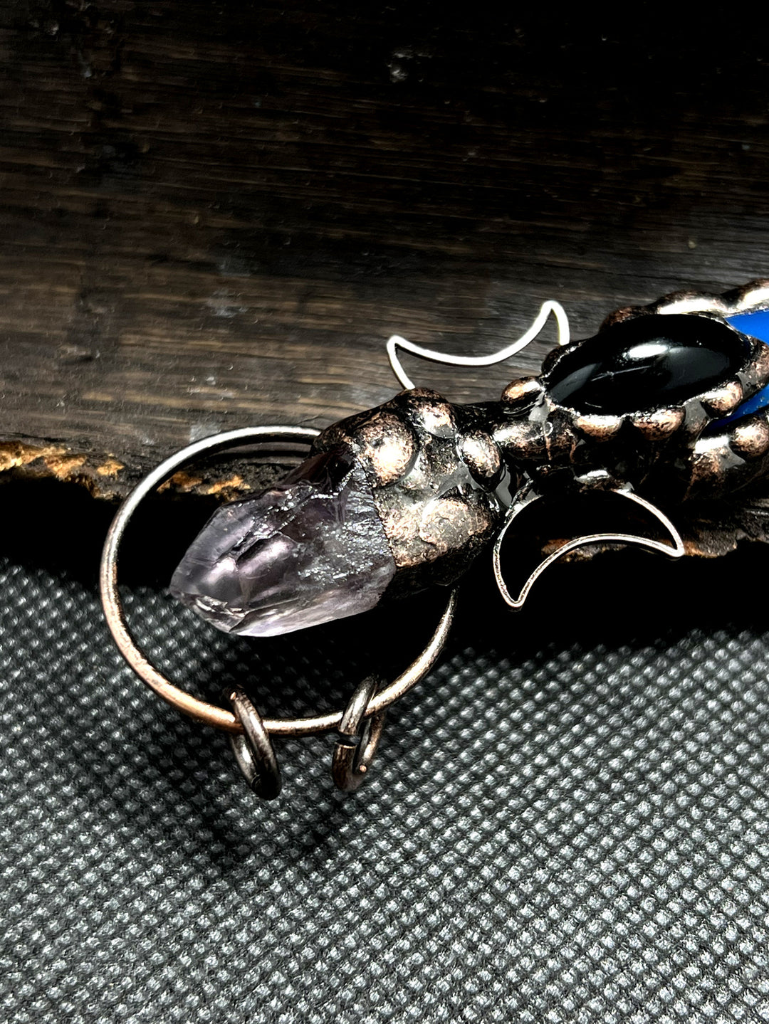 Collier avec pendentif en cristal et flèche en cuivre Olivenorma