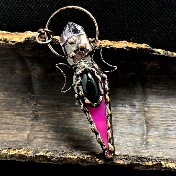 Collier avec pendentif en cristal et flèche en cuivre Olivenorma