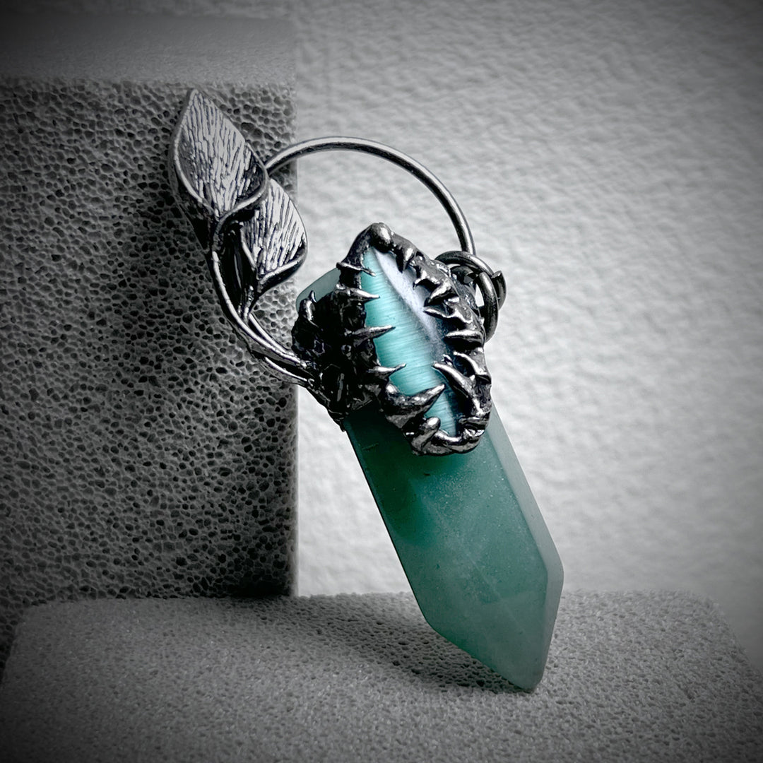 Collier avec pendentif en pierre précieuse en cristal à gratter fantôme d'Halloween Olivenorma