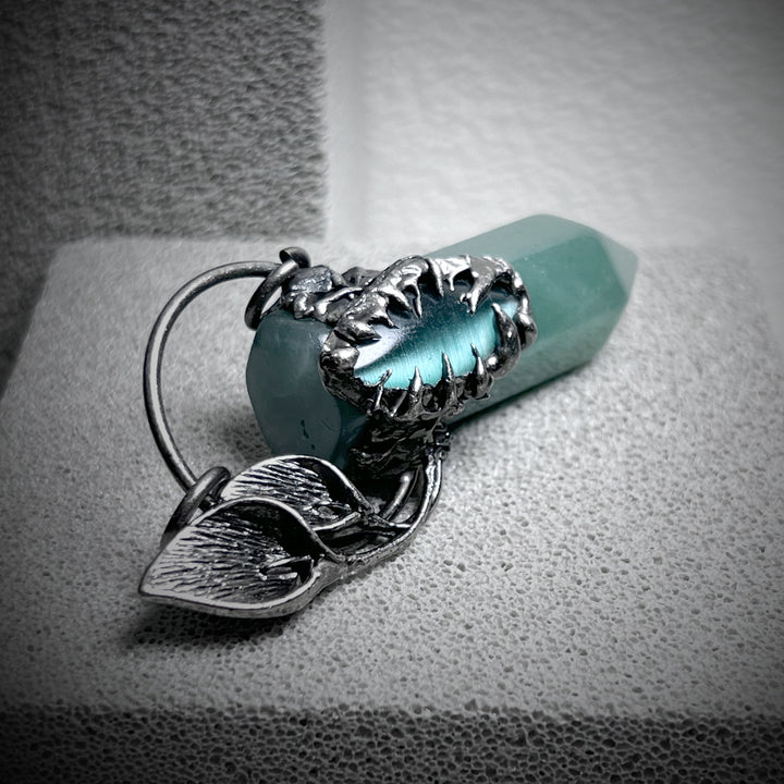 Collier avec pendentif en pierre précieuse en cristal à gratter fantôme d'Halloween Olivenorma