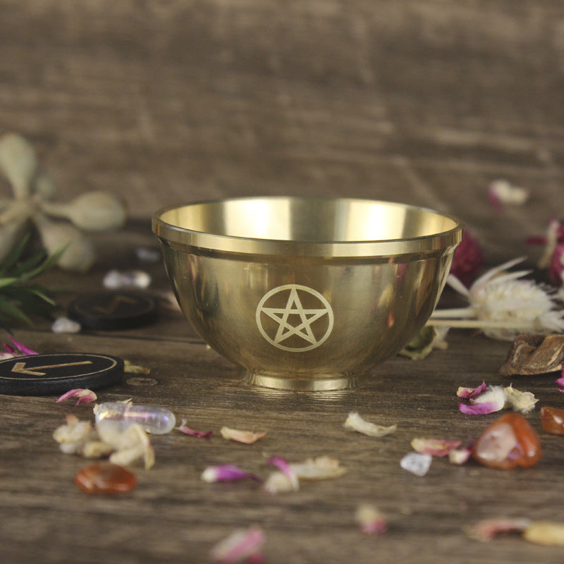 Bol sacré en cuivre parfumé avec pentagramme lunaire triphasé Olivenorma