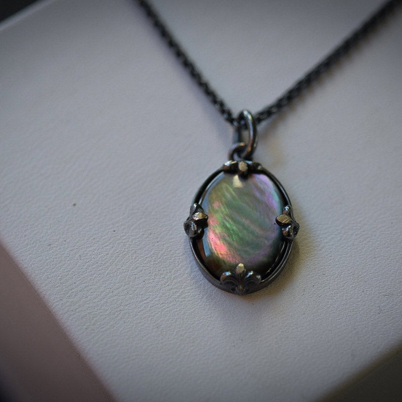 Collier miroir ovale vintage en pierre œil de chat Olivenorma 