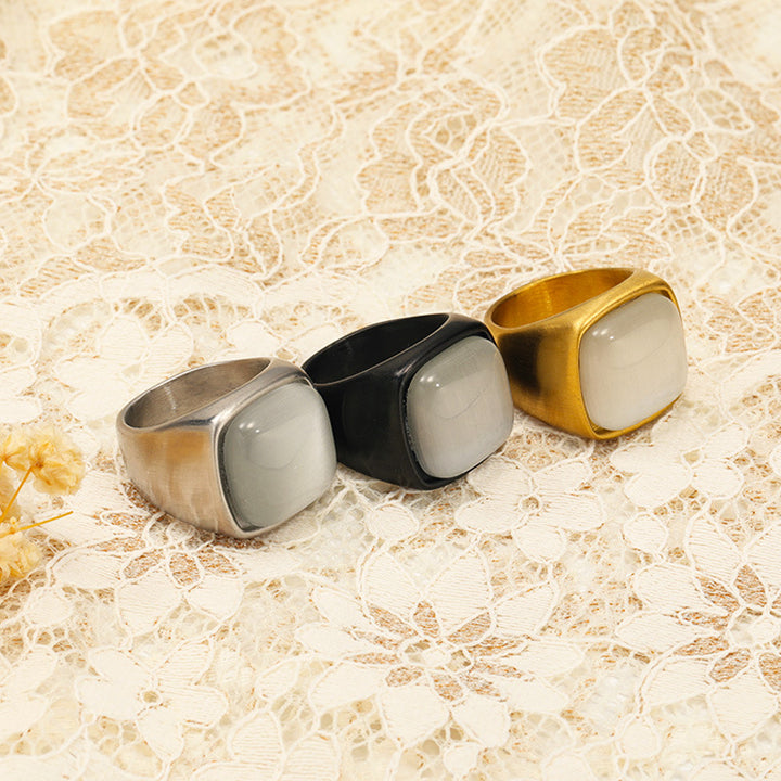 Bague en acier titane avec pierre œil de chat blanche carrée Olivenorma