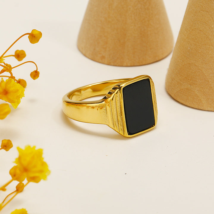 Bague en acier titane obsidienne carrée à rayures rétro Olivenorma