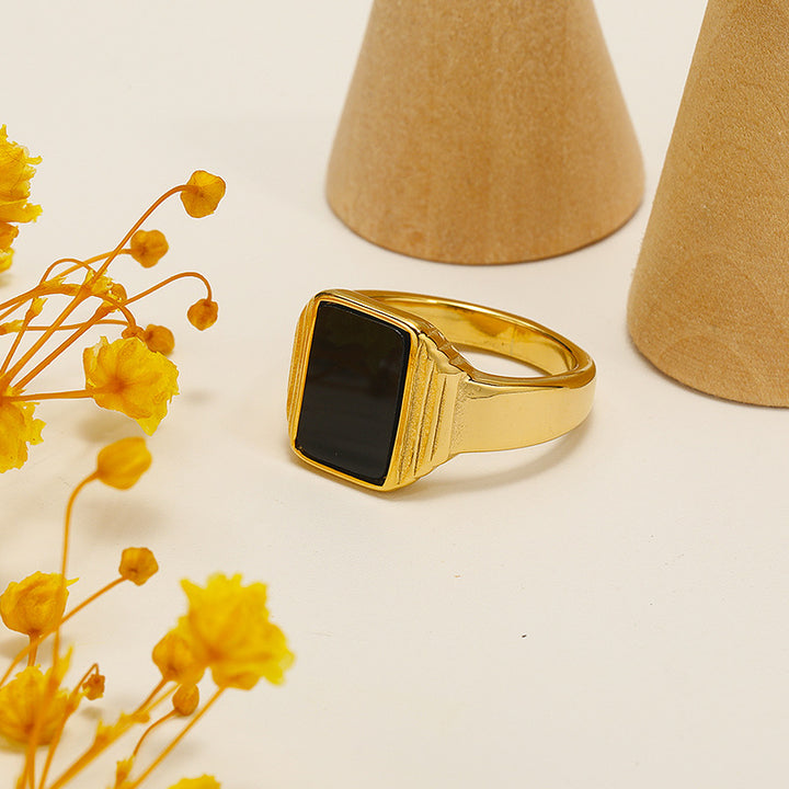Bague en acier titane obsidienne carrée à rayures rétro Olivenorma