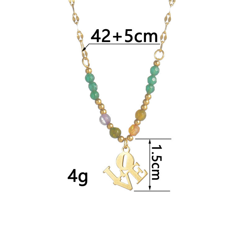 Collier pendentif "LOVE" en perles de pierre naturelle Olivenorma