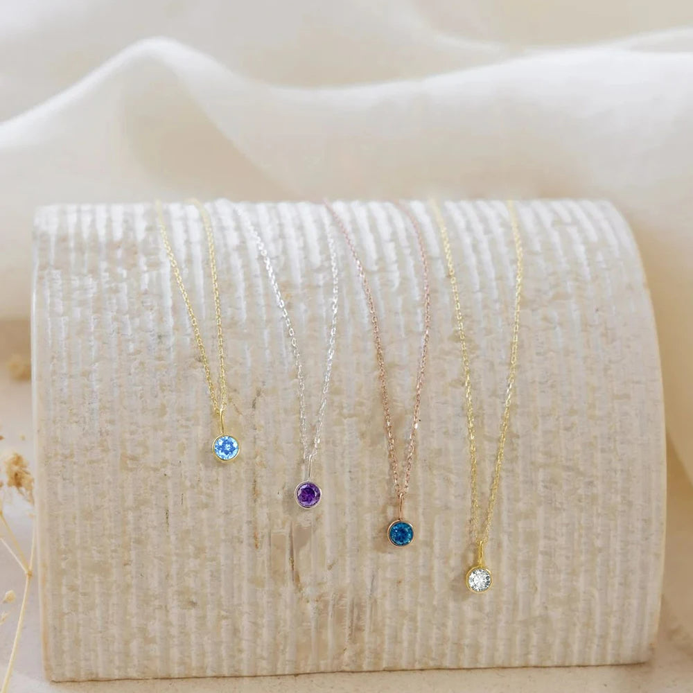 Collier avec pendentif en pierre de naissance Constellation Olivenorma de 8 mm