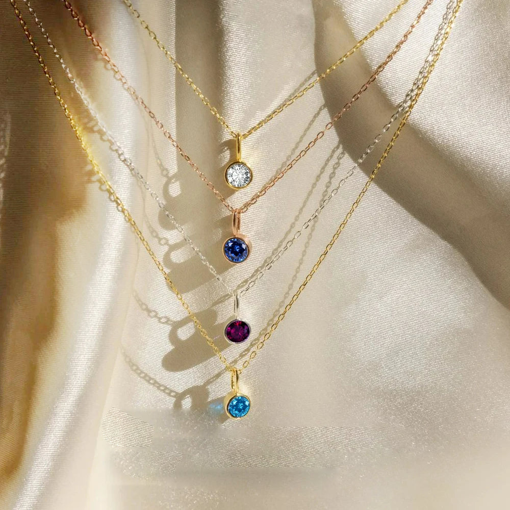 Collier avec pendentif en pierre de naissance Constellation Olivenorma de 8 mm