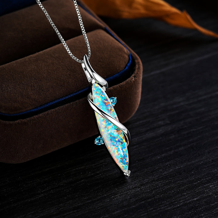 Collier avec pendentif en opale blanche spéciale œil de cheval Olivenorma