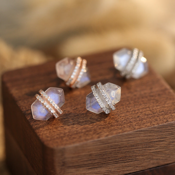 Boucles d'oreilles hexagonales Olivenorma en argent sterling S925 avec zircon blanc et pierre de lune