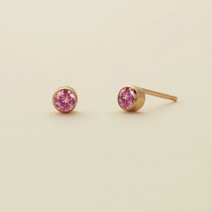 Boucles d'oreilles simples en zircon avec pierre de naissance Olivenorma 