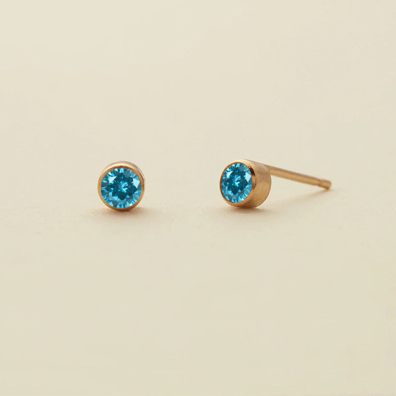 Boucles d'oreilles simples en zircon avec pierre de naissance Olivenorma 