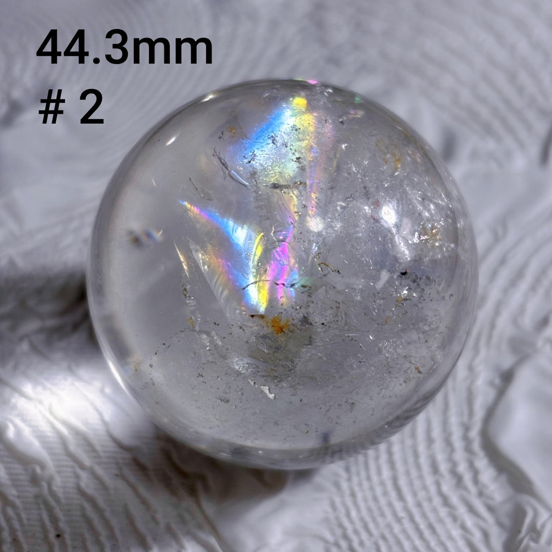 Boule de cristal polie transparente à haute fréquence naturelle Olivenorma 