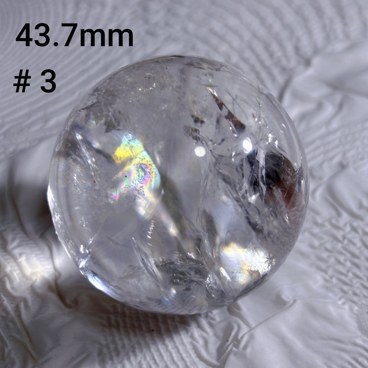 Boule de cristal polie transparente à haute fréquence naturelle Olivenorma 