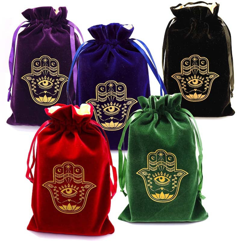 Pochette à bijoux en velours avec motif main de Fatima d' Olivenorma