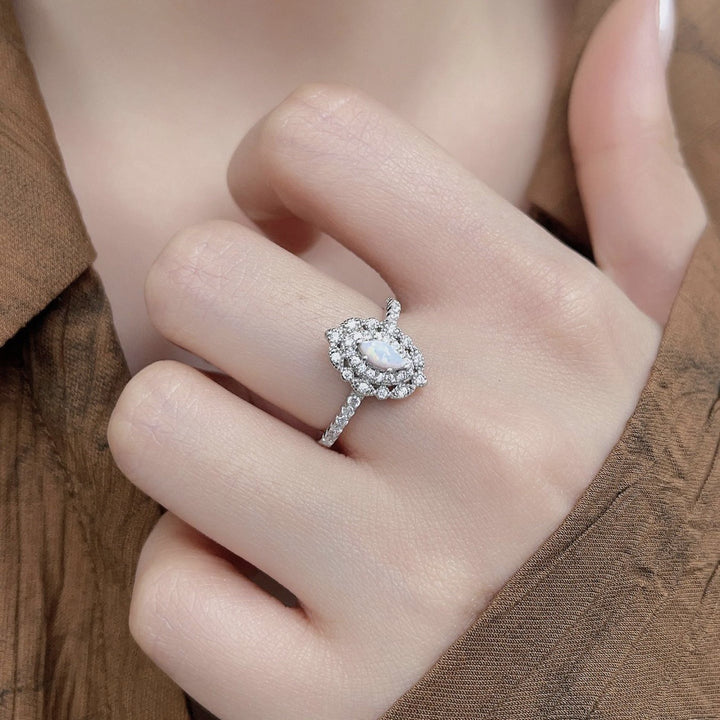 Bague de fiançailles Olivenorma Dainty Opal White Zircon gravée