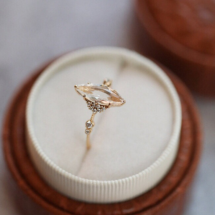 Bague de fiançailles en diamant simulé avec zircon blanc Olivenorma