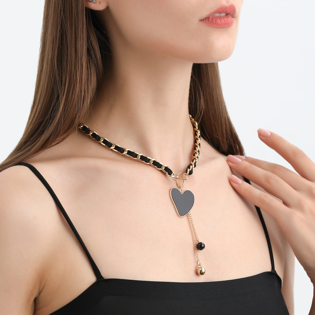 Collier ras du cou en velours noir Olivenorma