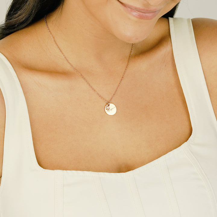 Collier avec pierre de naissance ronde gravée Olivenorma