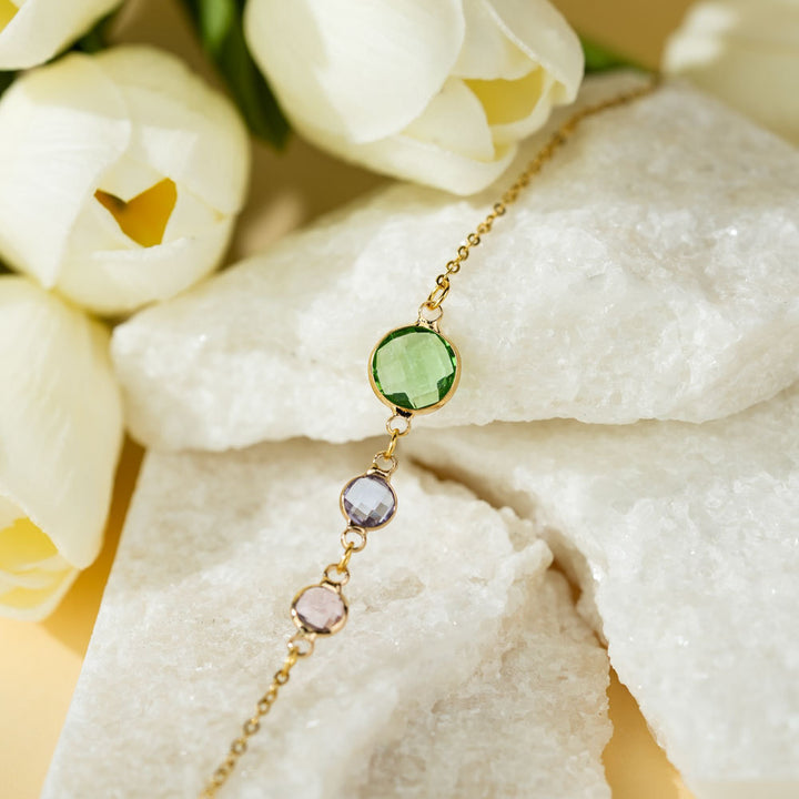 Collier pendentif en perles de zircon avec pierre de naissance en option Olivenorma
