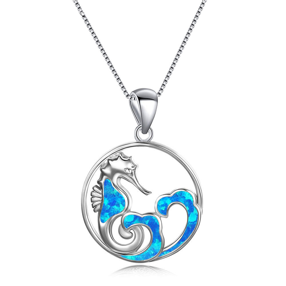 Collier avec vague d'hippocampe en opale bleue Olivenorma