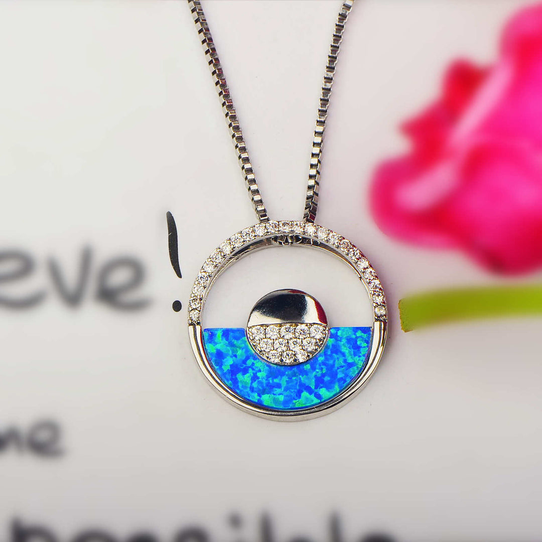 Collier pendentif rond en opale bleue hawaïenne Olivenorma