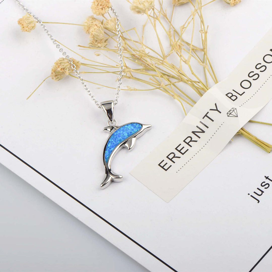 Collier pendentif dauphin océanique en opale bleue Olivenorma 