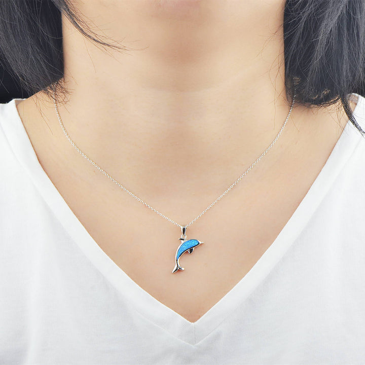 Collier pendentif dauphin océanique en opale bleue Olivenorma 
