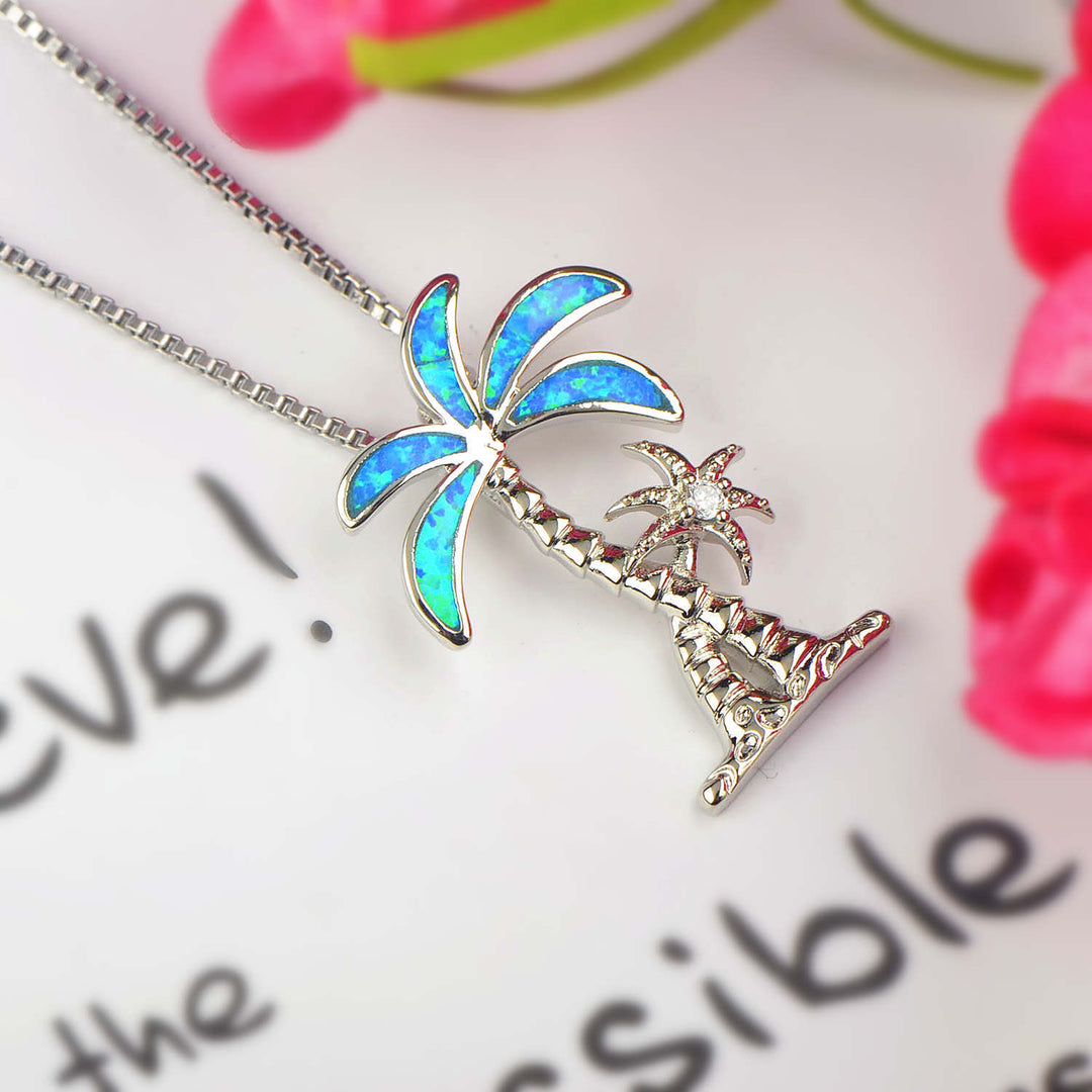 Collier avec pendentif en forme de cocotier en opale bleue Olivenorma