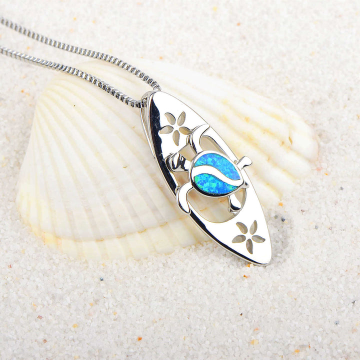 Collier avec pendentif tortue en forme de planche de surf en opale bleue Olivenorma