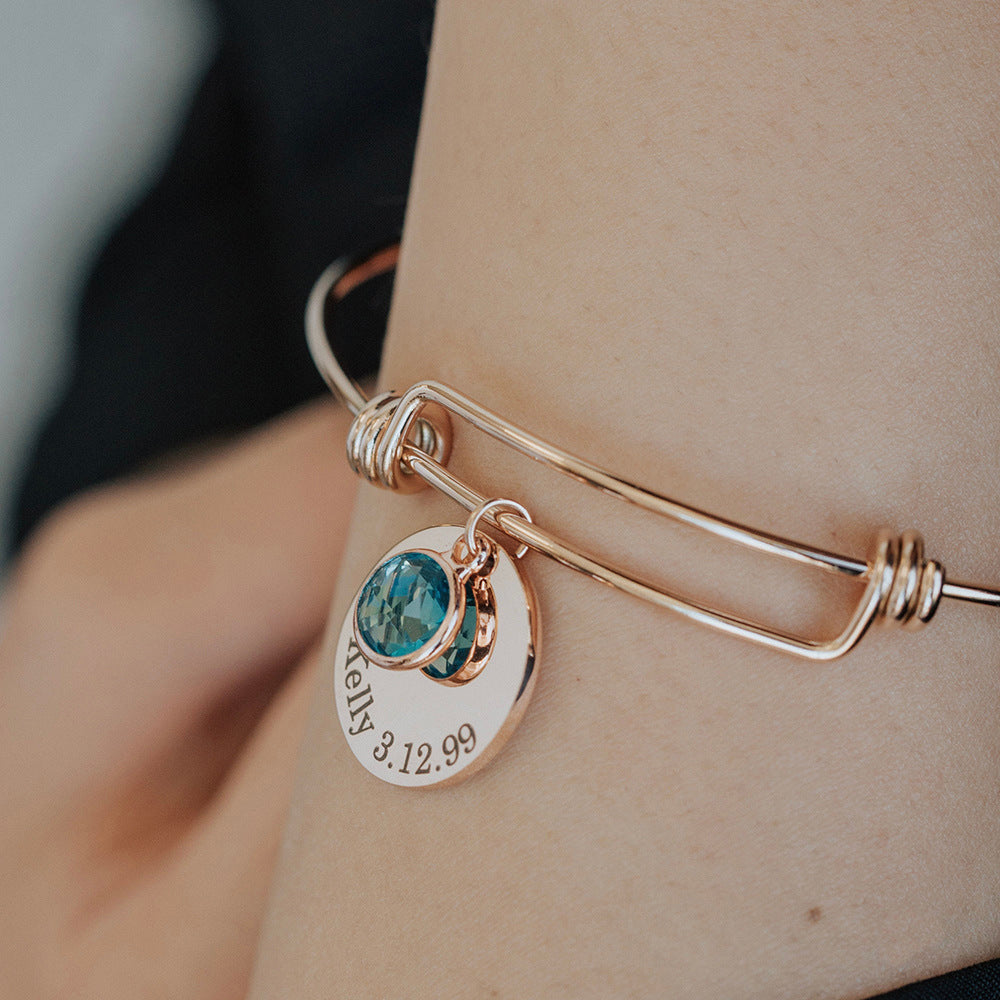 Bracelet rétractable avec disque personnalisé et pierre de naissance gravée Olivenorma 