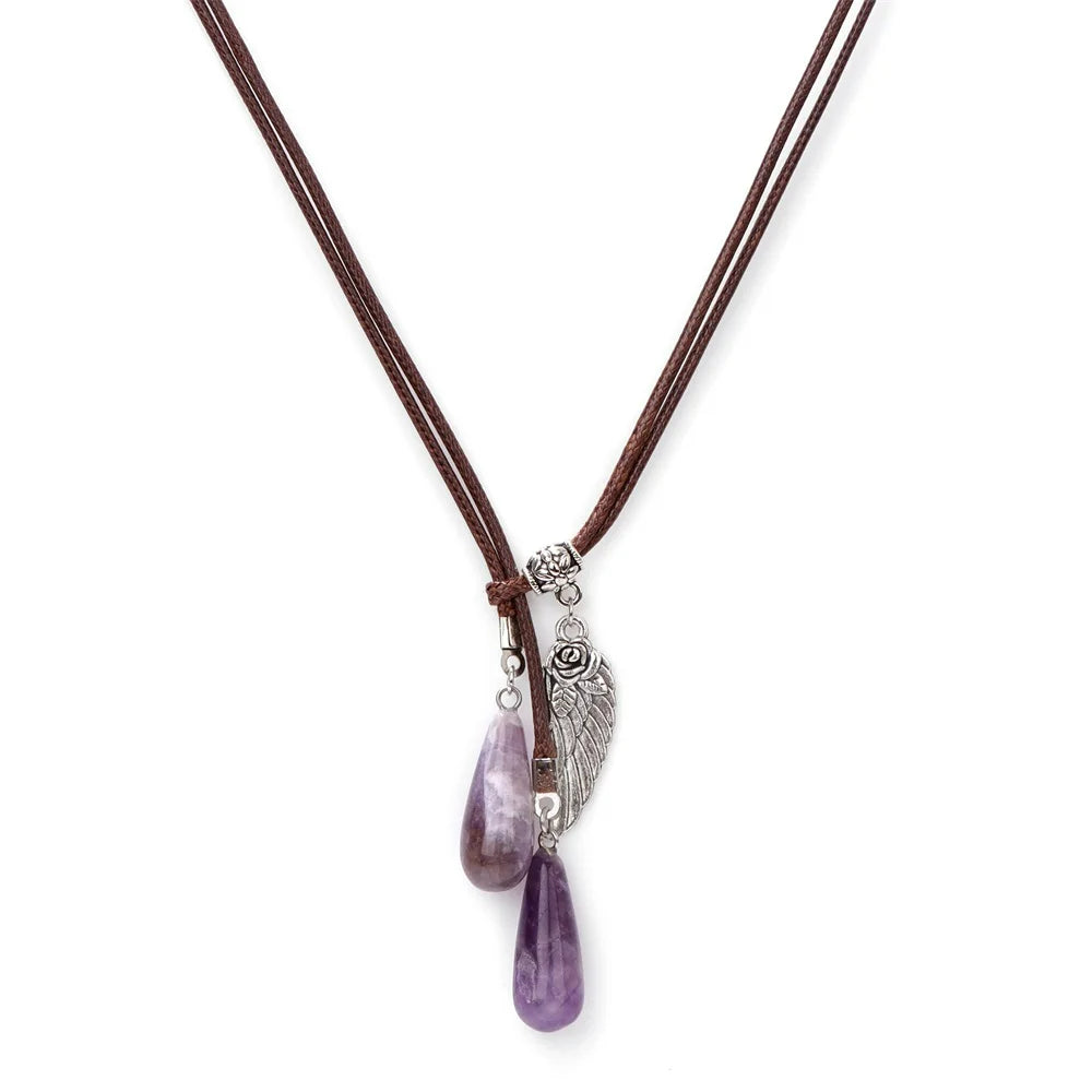 Collier pendentif en pierre naturelle avec ailes en cuir et corde Olivenorma 