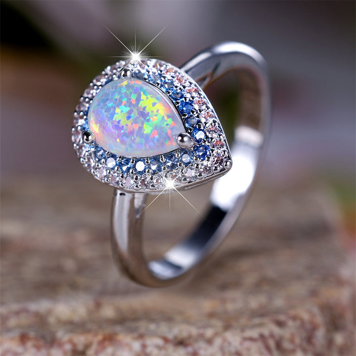 Bague Olivenorma en zircon blanc opale de type goutte d'eau
