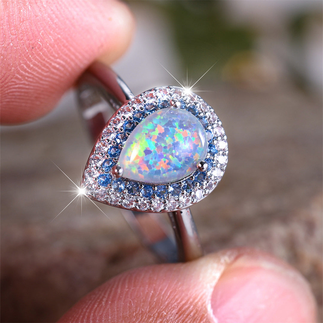 Bague Olivenorma en zircon blanc opale de type goutte d'eau
